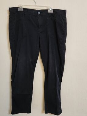 Straight-Leg Black Pants for Women - Clean Minimal Design